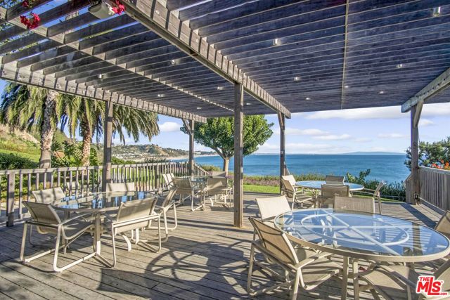 17350 W Sunset Boulevard 303, Pacific Palisades (los Angeles), CA 90272