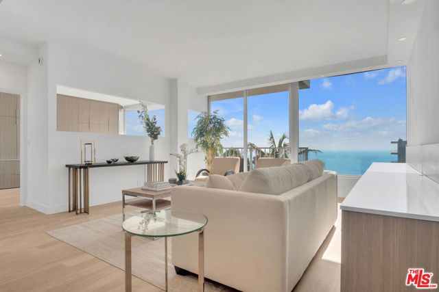 17350 W Sunset Boulevard 303, Pacific Palisades (los Angeles), CA 90272