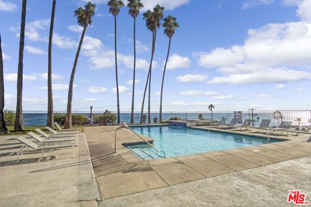 17350 W Sunset Boulevard 303, Pacific Palisades (los Angeles), CA 90272