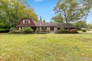 1665 Bayview Drive, Norton Shores City, MI 49441