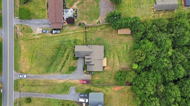 6223 New Cut Road, Inman, SC 29349