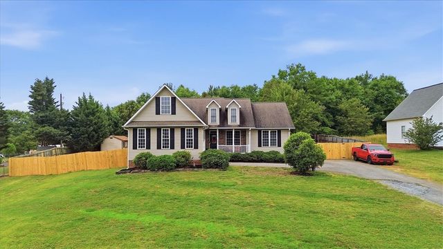 6223 New Cut Road, Inman, SC 29349