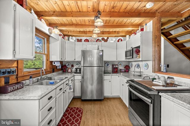 6405 MATTHEW LN, Mineral, VA 23117