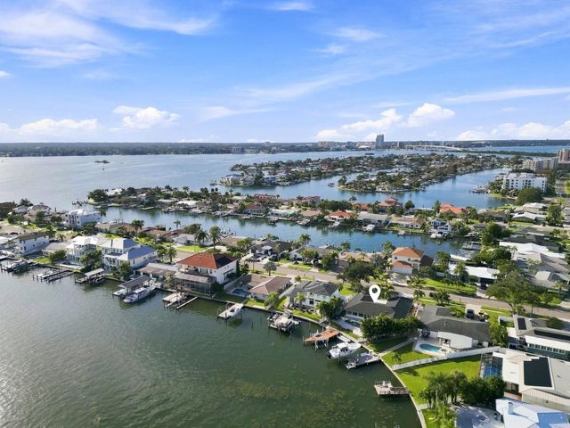 320 PALM ISLAND NE, Clearwater Beach, FL 33767