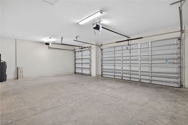 1423 SW 1st TER, Cape Coral, FL 33991