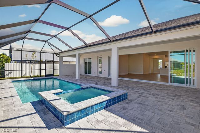 1423 SW 1st TER, Cape Coral, FL 33991