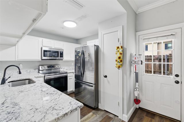212 Samuel Boulevard 3, Coppell, TX 75019
