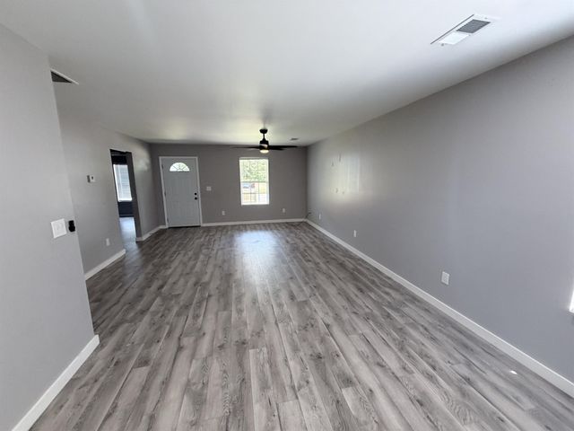 1613 LOCUST ST, Memphis, TN 38108
