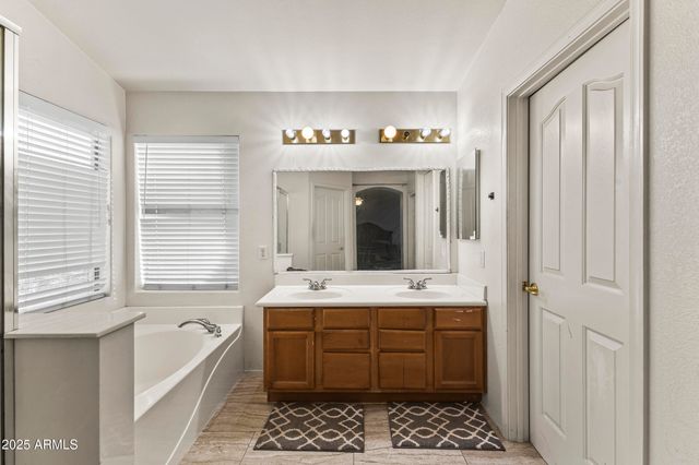 1166 E STOTTLER Drive, Gilbert, AZ 85296