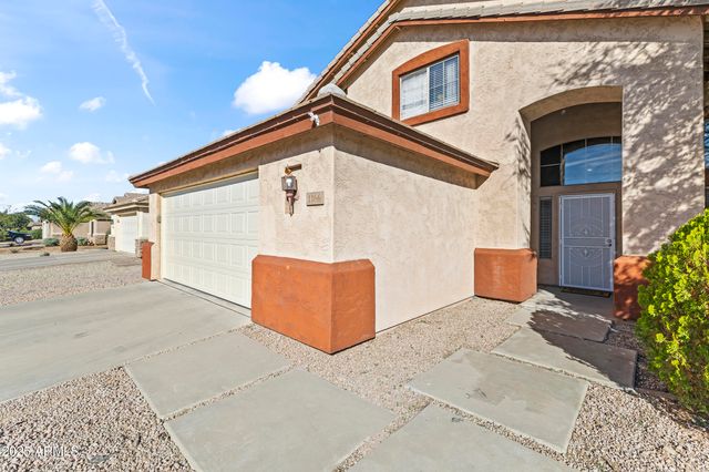 1166 E STOTTLER Drive, Gilbert, AZ 85296