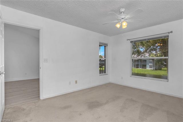 133 Wading Bird CIR 202, Naples, FL 34110