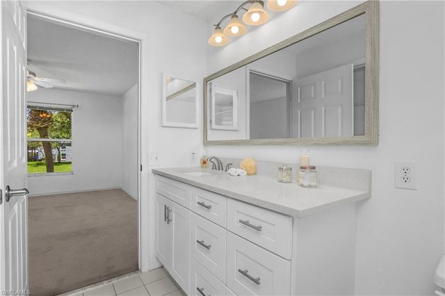 133 Wading Bird CIR 202, Naples, FL 34110