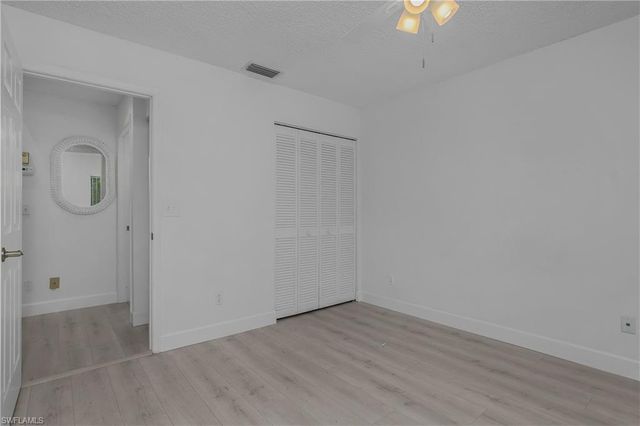 133 Wading Bird CIR 202, Naples, FL 34110