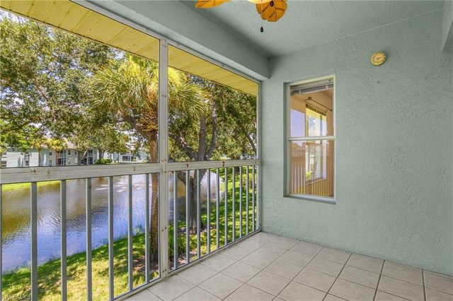 133 Wading Bird CIR 202, Naples, FL 34110