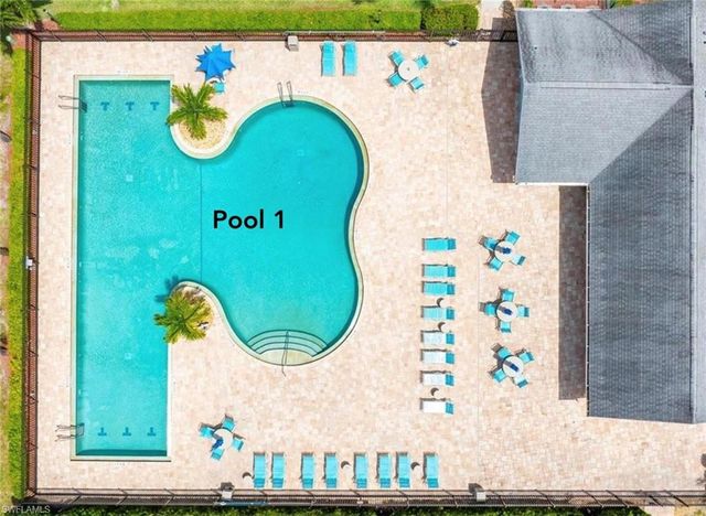 133 Wading Bird CIR 202, Naples, FL 34110