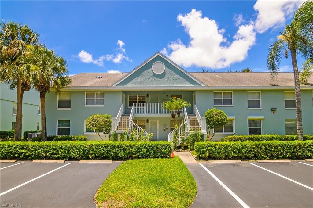 133 Wading Bird CIR 202, Naples, FL 34110