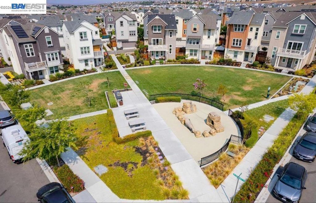 Image 33 of property listing at 4367 Panorama Dr, Dublin, CA 94568