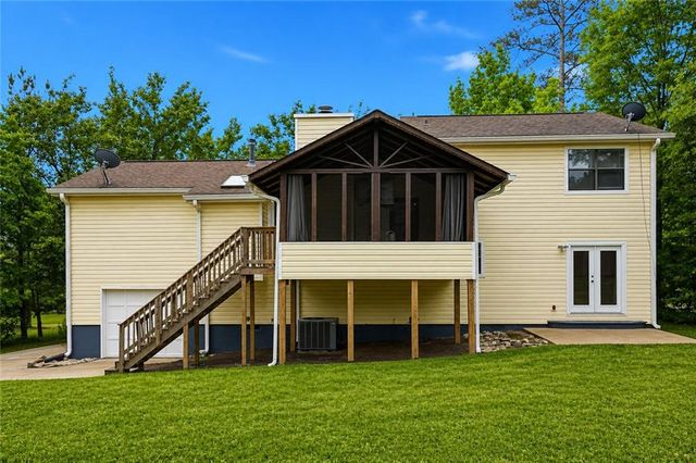 1920 Oakleaf Lane, Lithia Springs, GA 30122
