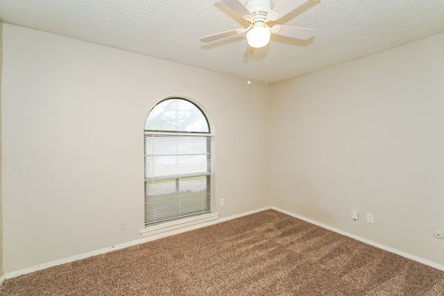 3417 Willowcrest Drive, North Richland Hills, TX 76117