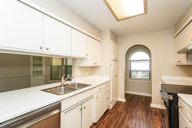 3417 Willowcrest Drive, North Richland Hills, TX 76117