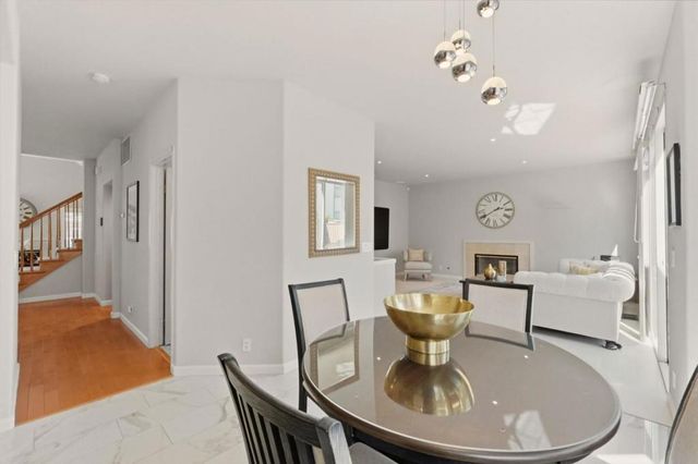 1252 Montcourse Lane, San Jose, CA 95131