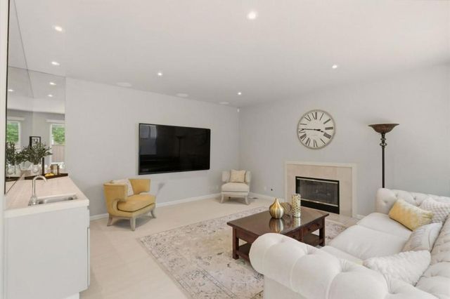 1252 Montcourse Lane, San Jose, CA 95131