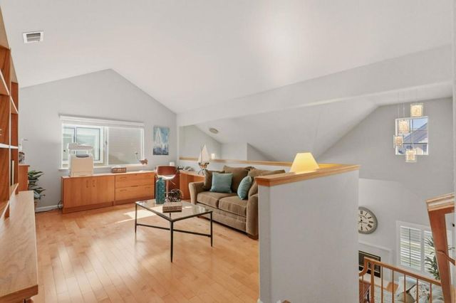 1252 Montcourse Lane, San Jose, CA 95131