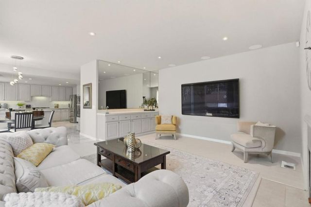 1252 Montcourse Lane, San Jose, CA 95131