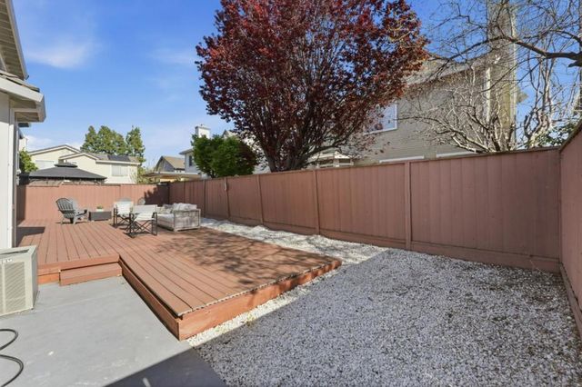 1252 Montcourse Lane, San Jose, CA 95131