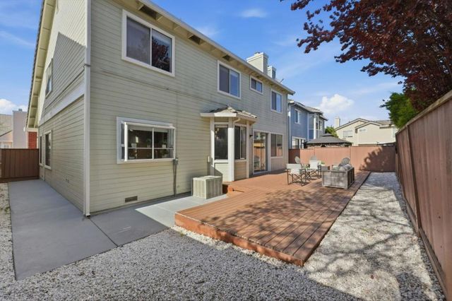 1252 Montcourse Lane, San Jose, CA 95131