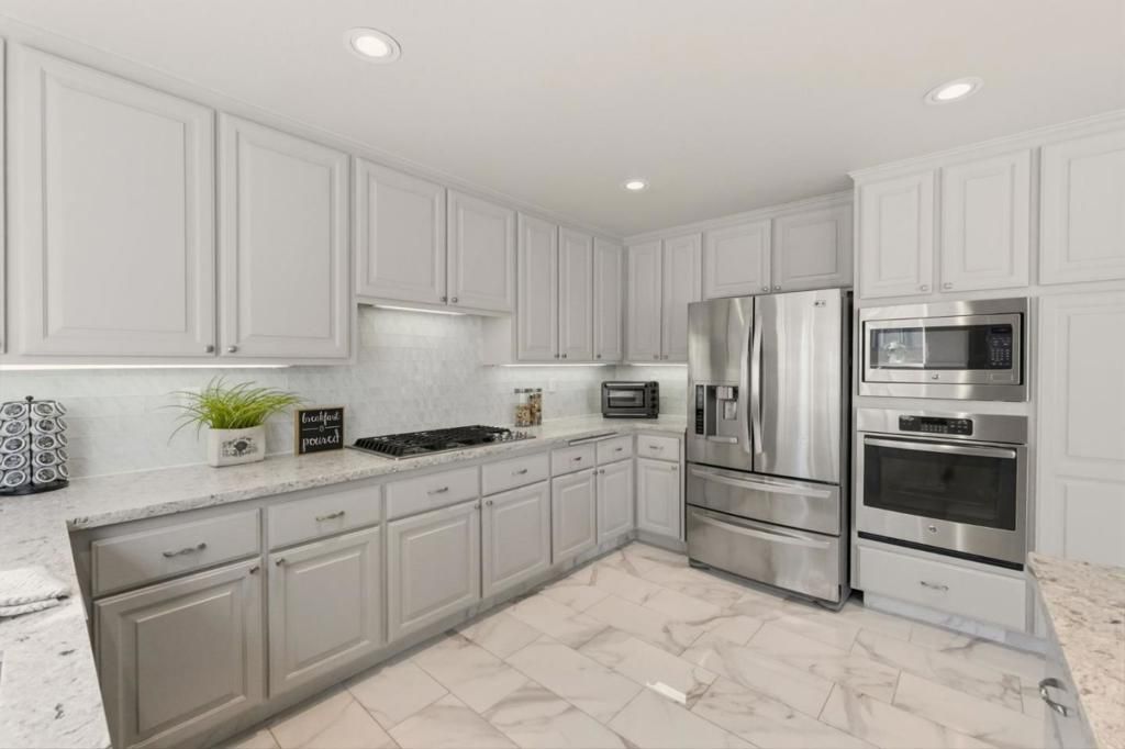 Image 16 of property listing at 1252 Montcourse Lane, San Jose, CA 95131