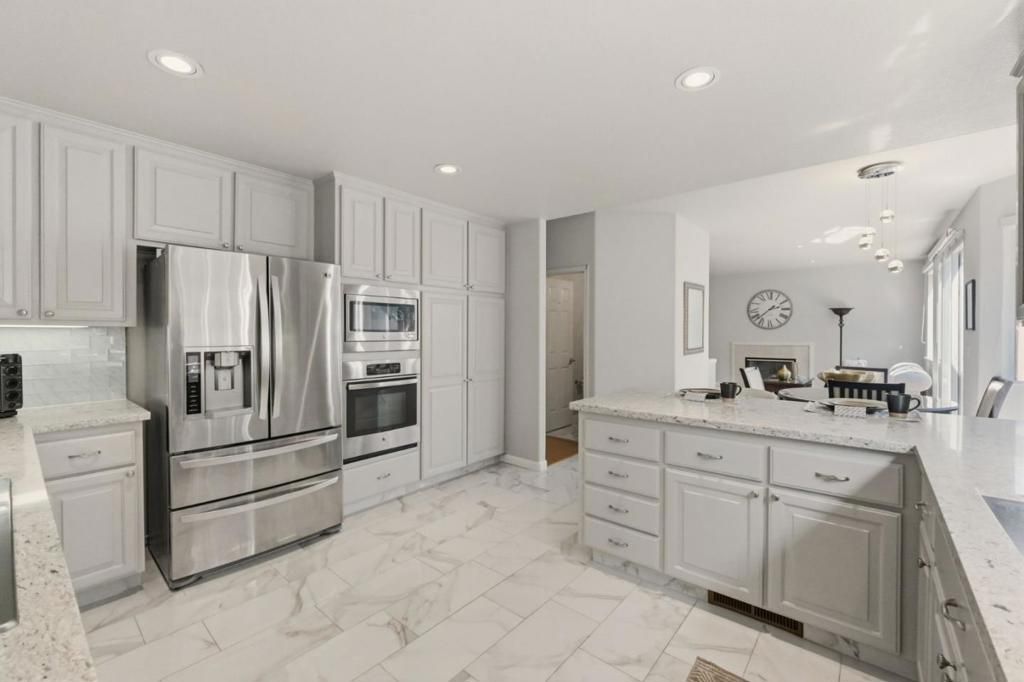 Image 17 of property listing at 1252 Montcourse Lane, San Jose, CA 95131