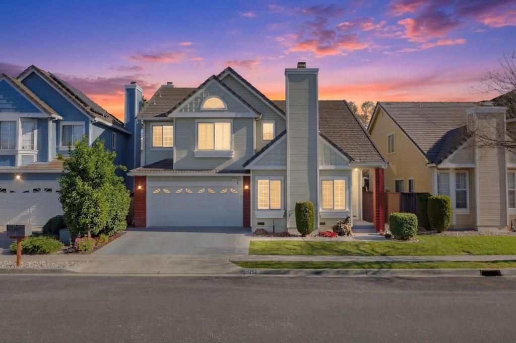 Image 2 of property listing at 1252 Montcourse Lane, San Jose, CA 95131
