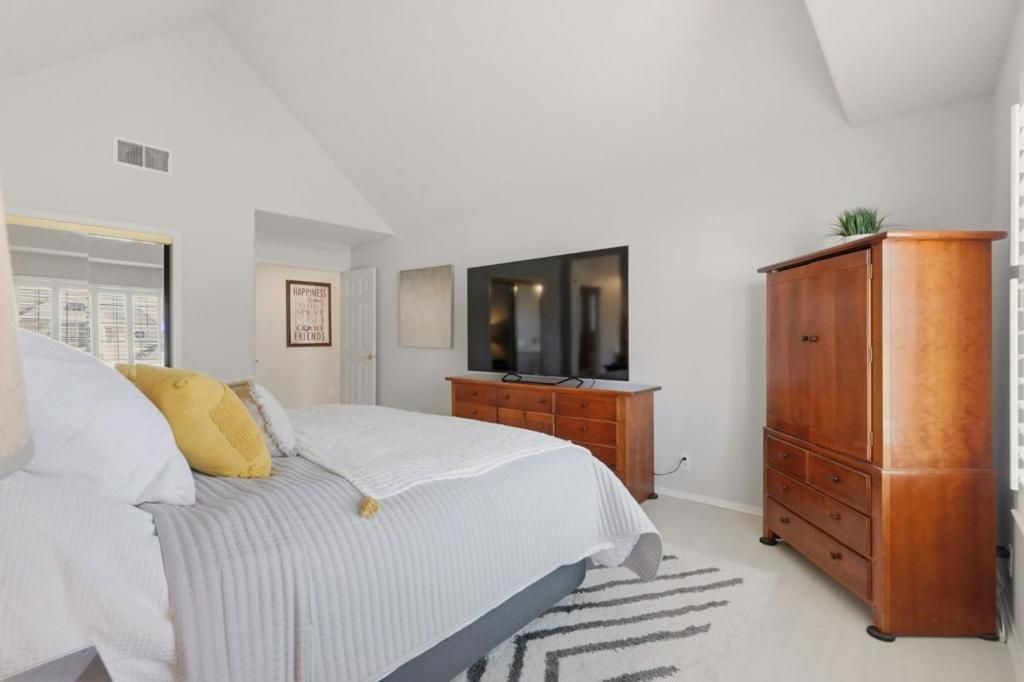 Image 34 of property listing at 1252 Montcourse Lane, San Jose, CA 95131