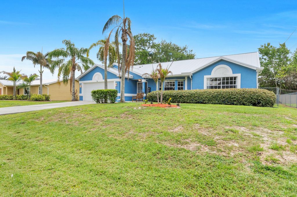 1142 SW Dalton Avenue, Port St. Lucie, Port St Lucie, FL 34953