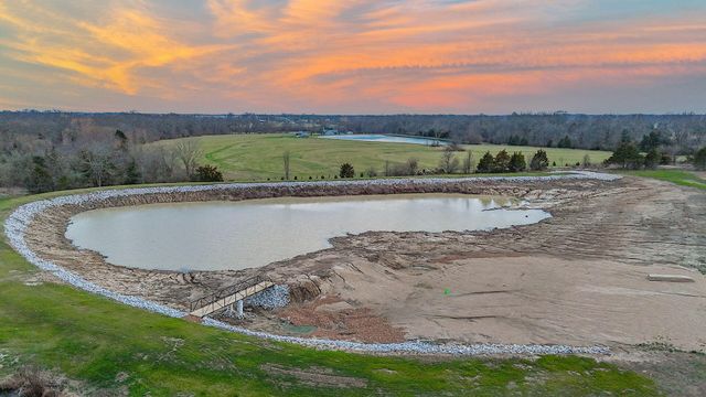 2800 S OLIVET RD, Columbia, MO 65201