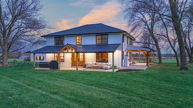 2800 S OLIVET RD, Columbia, MO 65201