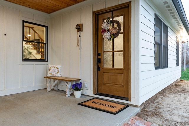 2800 S OLIVET RD, Columbia, MO 65201