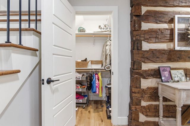 2800 S OLIVET RD, Columbia, MO 65201