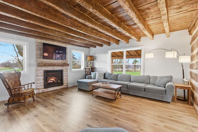 2800 S OLIVET RD, Columbia, MO 65201