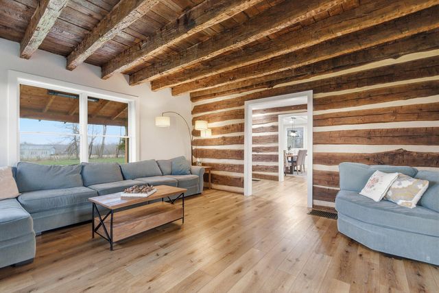 2800 S OLIVET RD, Columbia, MO 65201