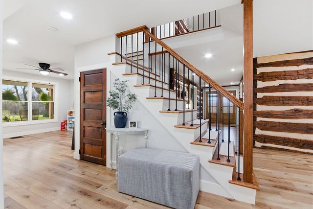 2800 S OLIVET RD, Columbia, MO 65201