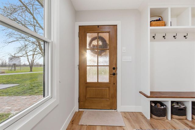 2800 S OLIVET RD, Columbia, MO 65201