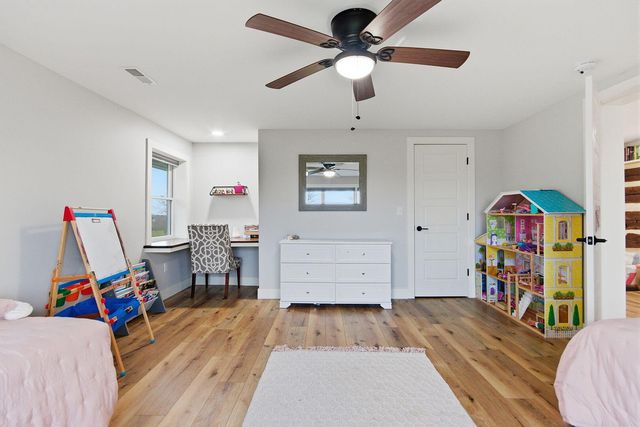 2800 S OLIVET RD, Columbia, MO 65201