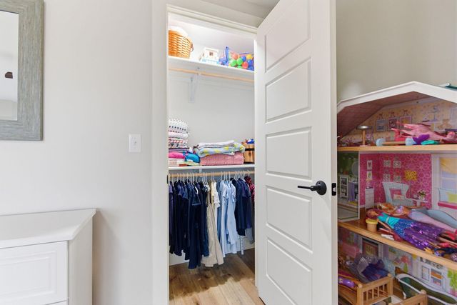 2800 S OLIVET RD, Columbia, MO 65201