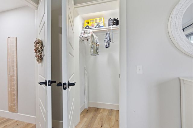 2800 S OLIVET RD, Columbia, MO 65201