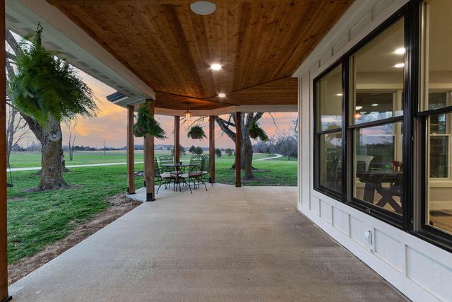 2800 S OLIVET RD, Columbia, MO 65201