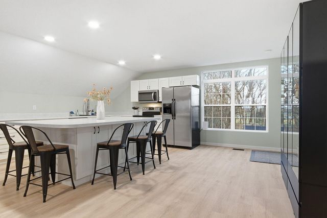 2800 S OLIVET RD, Columbia, MO 65201