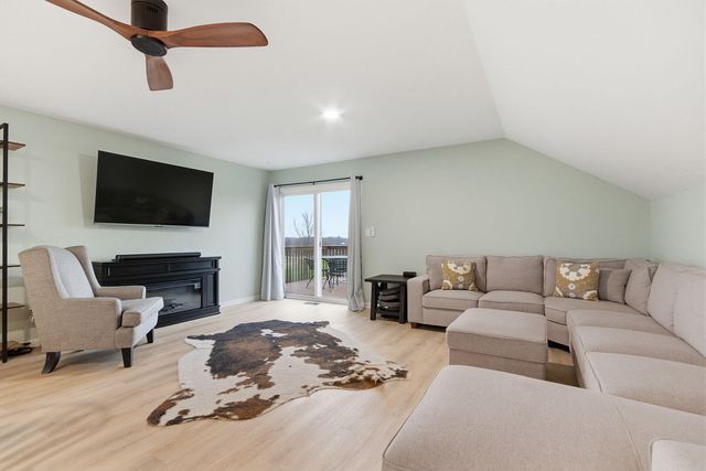 2800 S OLIVET RD, Columbia, MO 65201