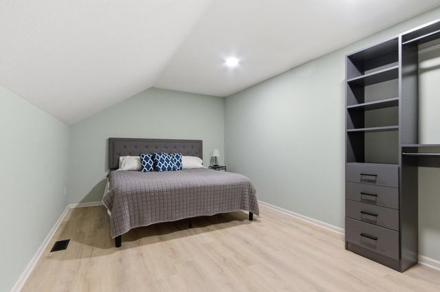 2800 S OLIVET RD, Columbia, MO 65201